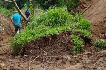 OBRAS EMERGENCIAIS NA ESTRADA DO GROTÃO