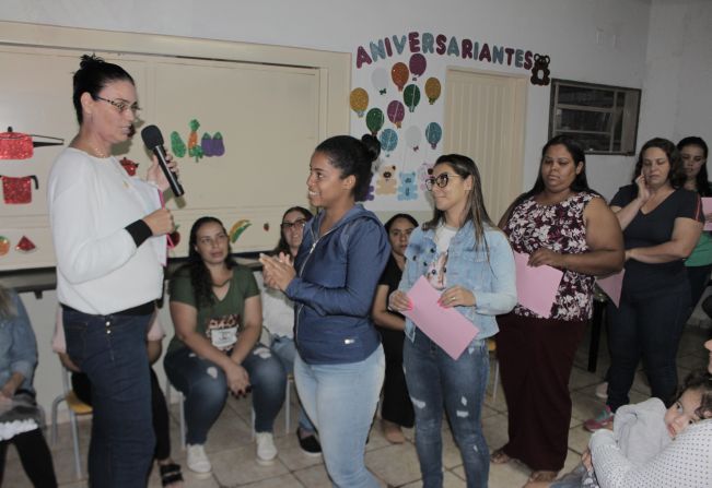 CRECHE SÃO JOSÉ REALIZA REUNIÃO COM PAIS DE ALUNOS